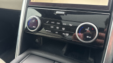 Land Rover Discovery 3.0 D300 Metropolitan Edition 5dr Auto Diesel Station Wagon